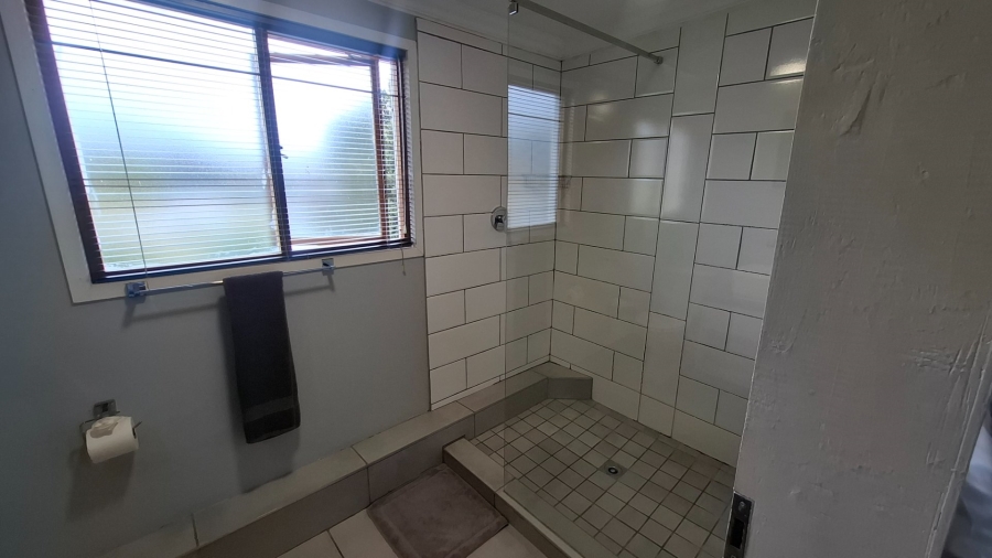 5 Bedroom Property for Sale in Blanco Western Cape